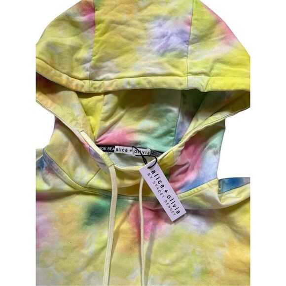 ALICE + OLIVIA Niki Funnel Neck Cropped Hoodie in Beachside Tie Dye NWT Size S - Picture 3 of 16
